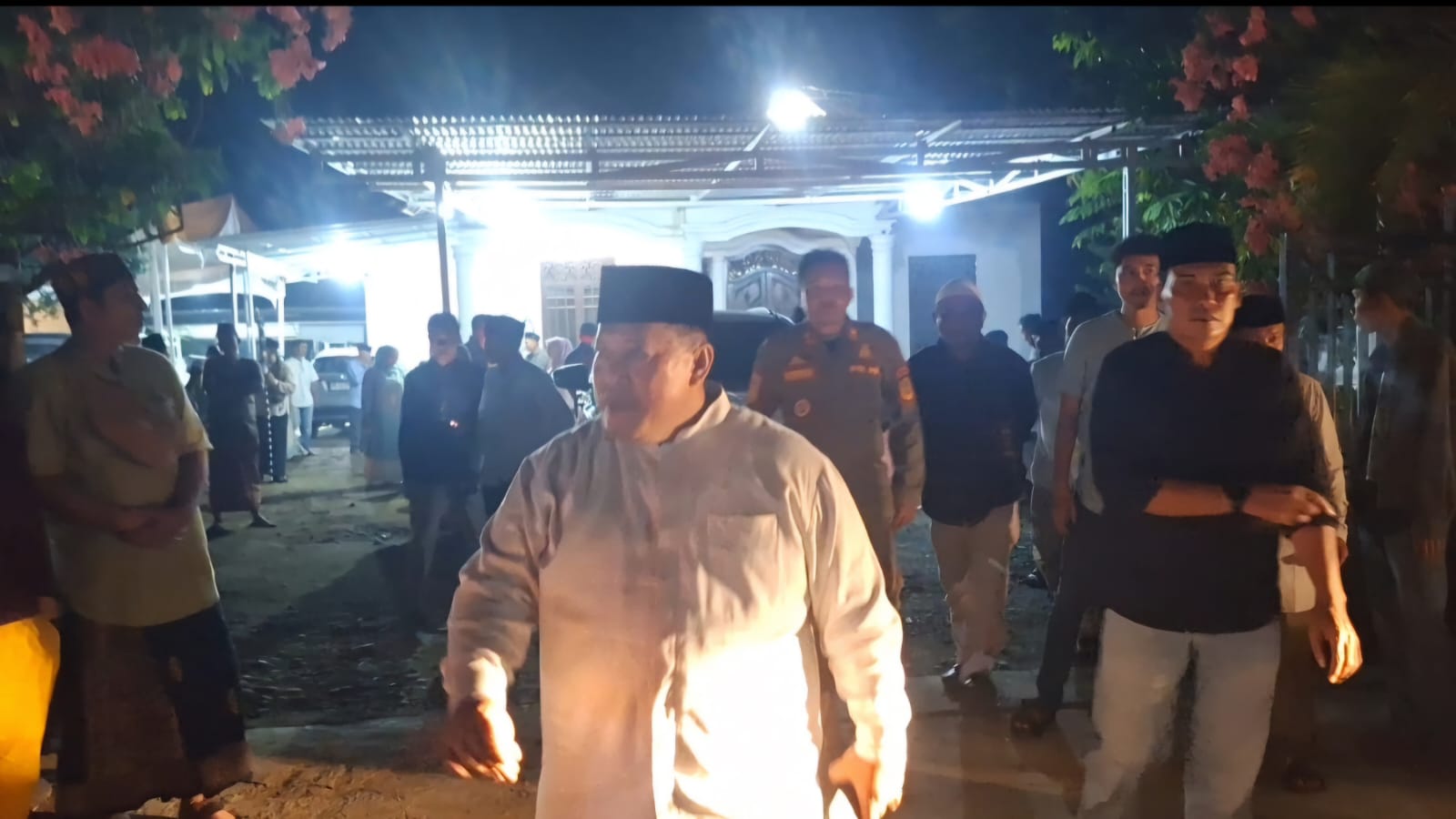 Bupati Mukomuko Choirul Huda Lepas Peserta Takbir Keliling Idul Fitri 2025