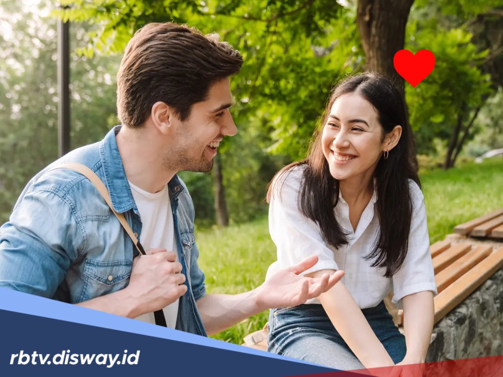 5 Ciri-ciri Wanita Jatuh Cinta tapi Cuek, Pria Harus Lebih Peka