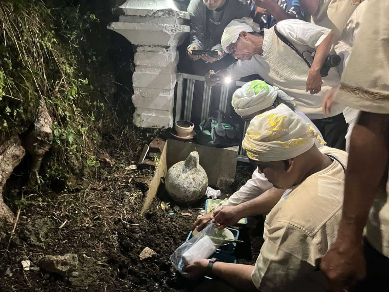 KKT Bencoolen Gelar Ritual Sakral 'Ngambik Tanah' Pertanda Tradisi Tabut Dimulai