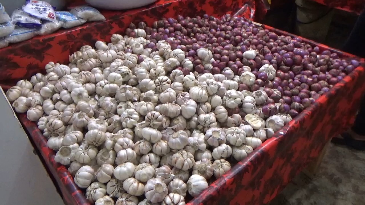 Harga Cabai Mulai Turun, tapi Bawang Merah Naik di Pasar Purwodadi