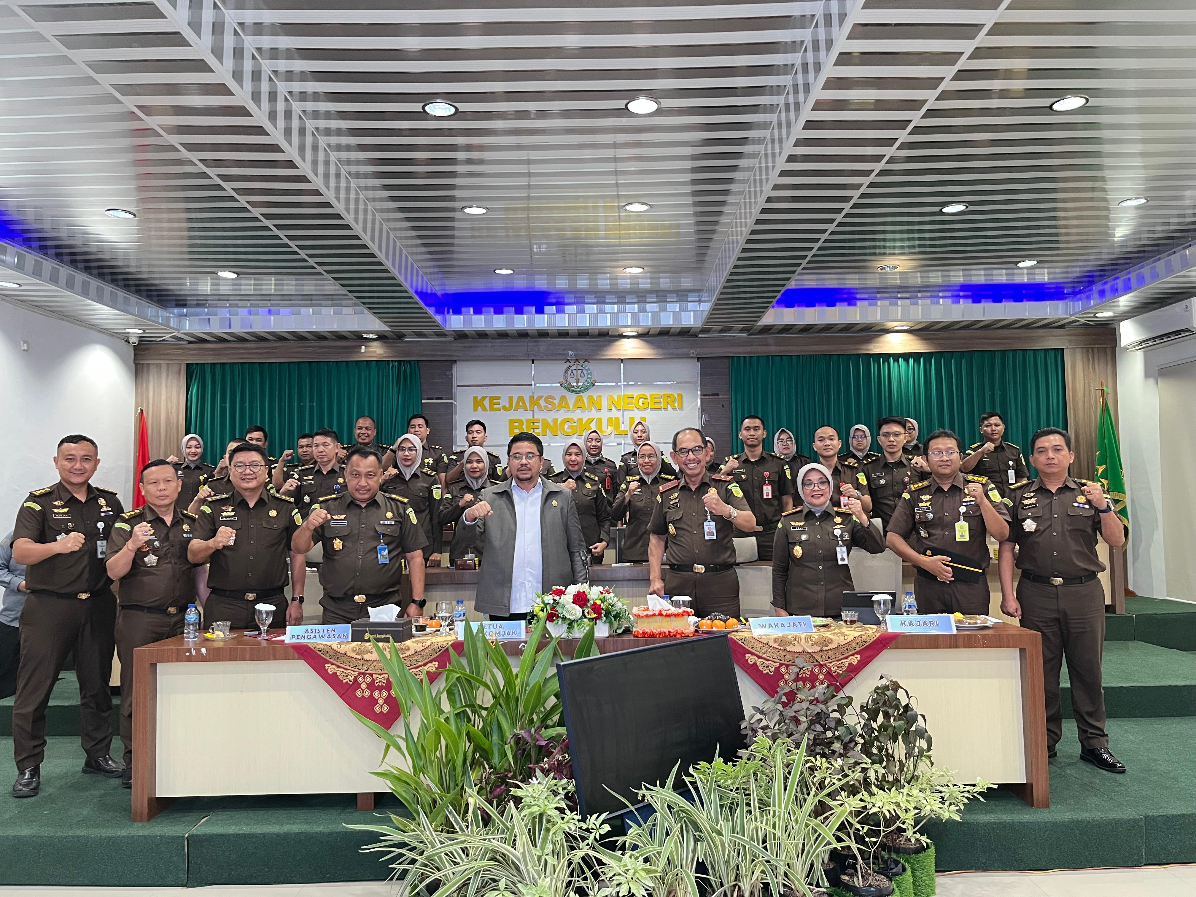 Kejari Bengkulu Masuk 10 Besar Kejari Tipe A Terbaik Nasional Komjak Award 2025