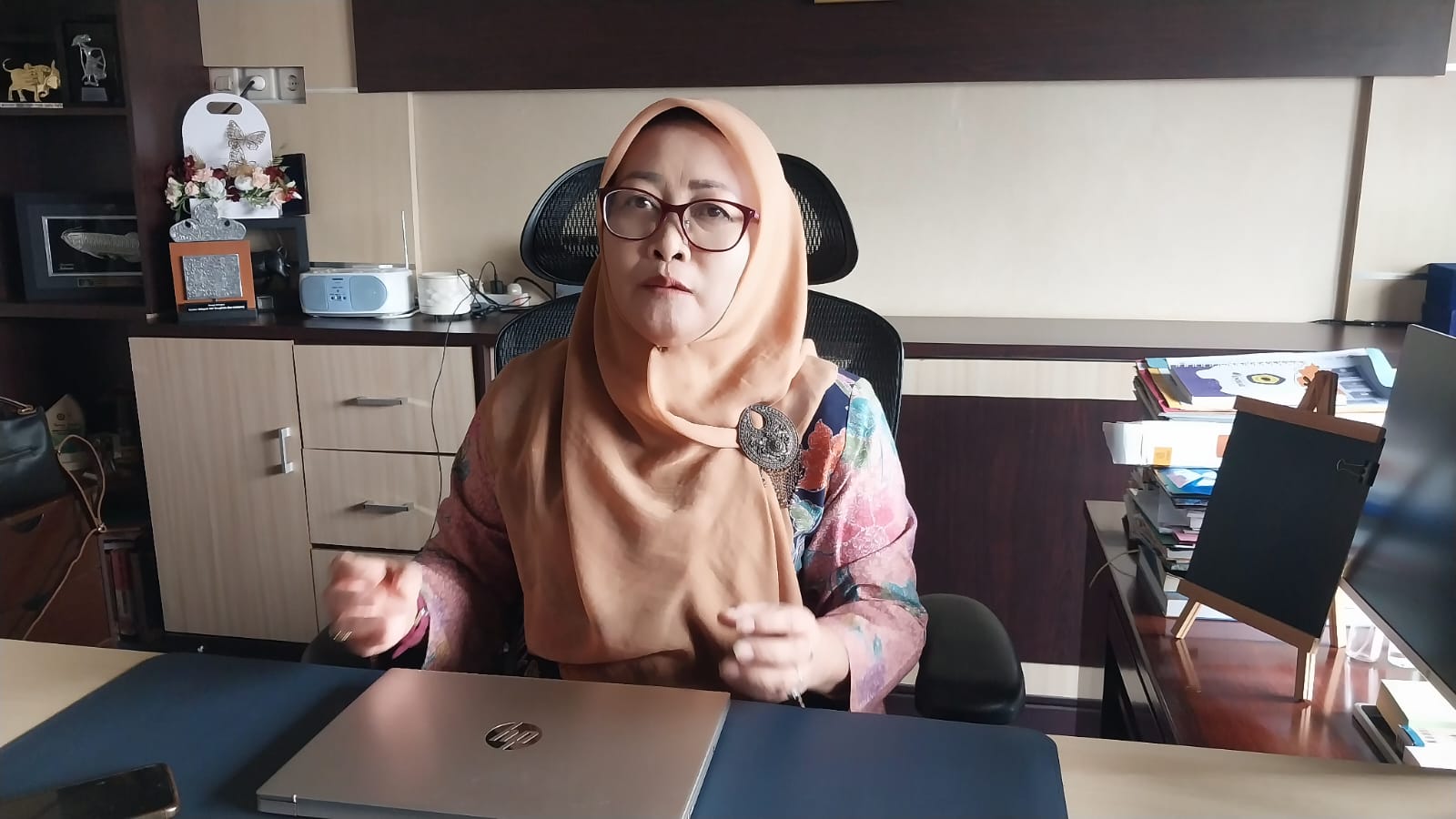 Diduga Korban Penipuan Agen Travel Bodong, Rektor UNIHAZ Bengkulu Minta Polisi Lakukan Hal Ini