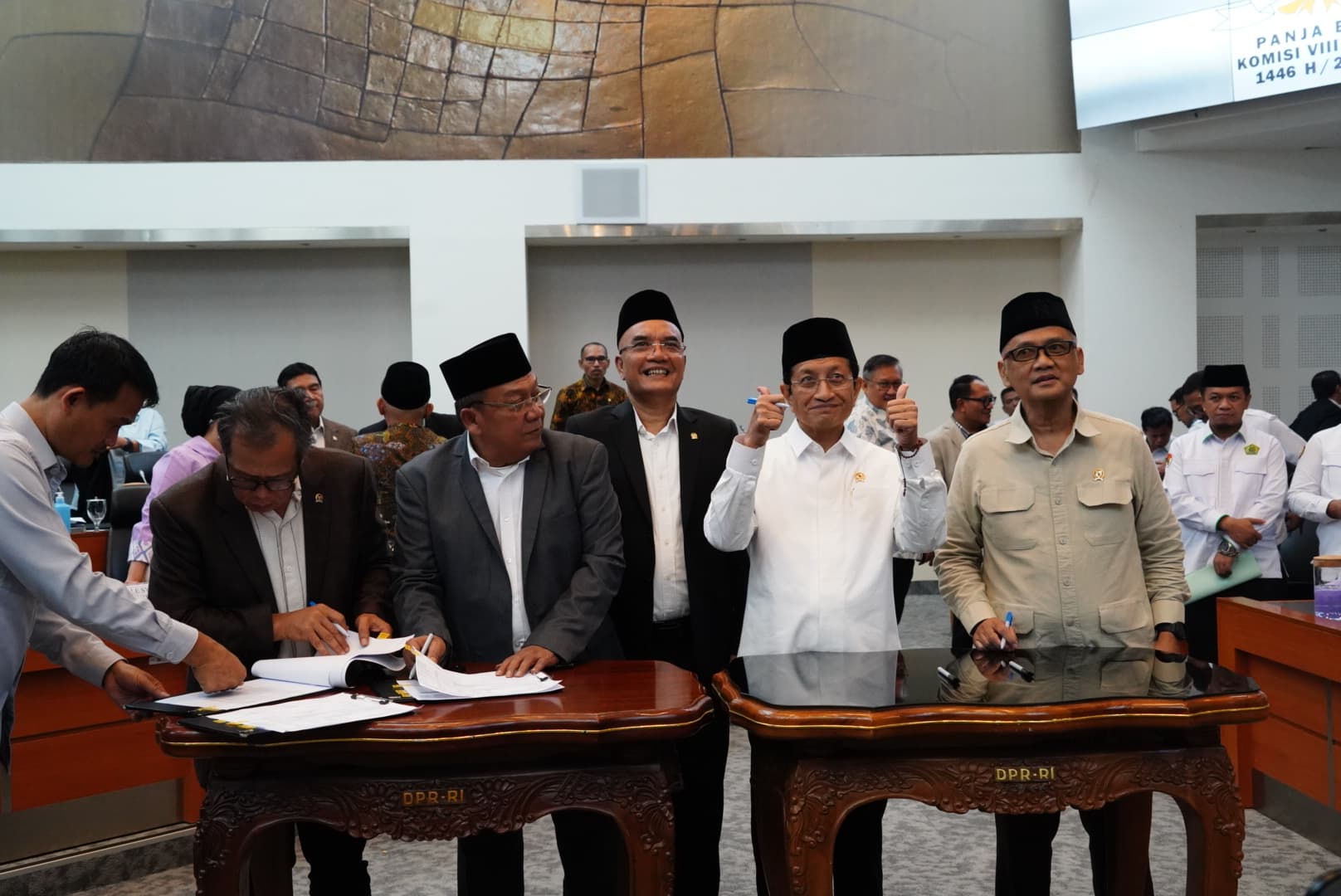 Kemenag dan Komisi VIII Sepakati Biaya Haji 2025 Turun, Ini Rinciannya