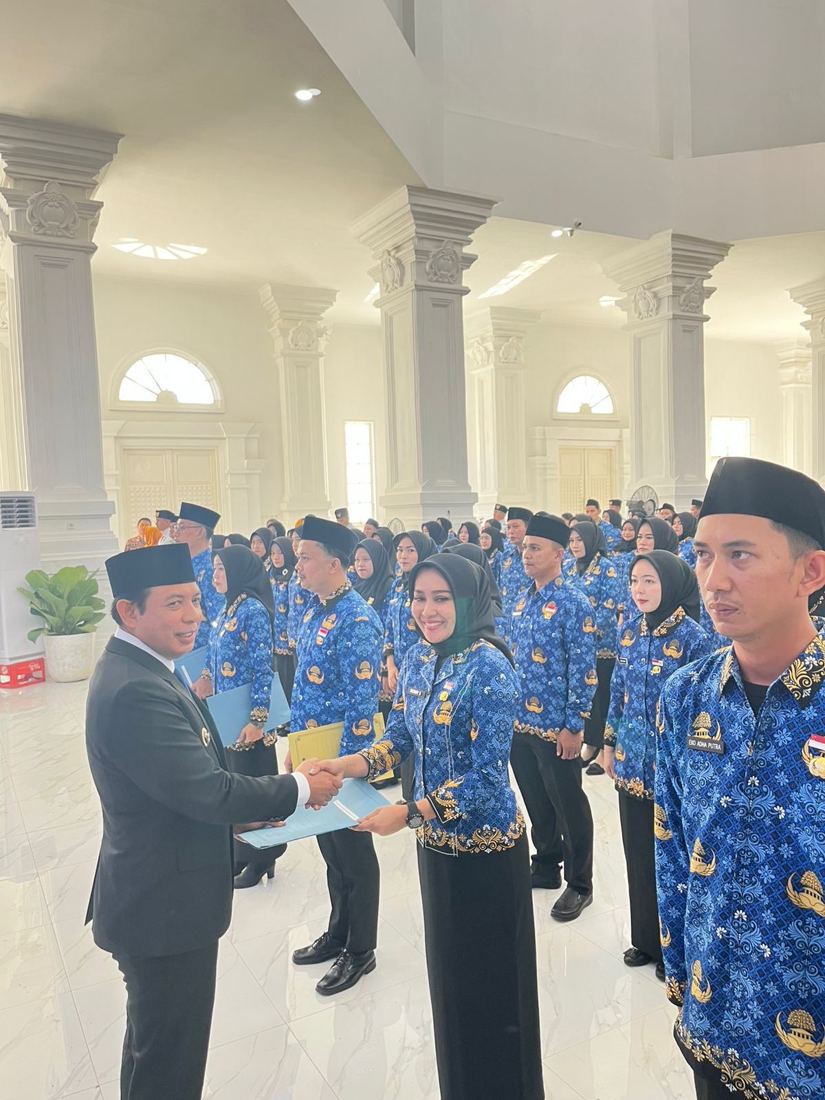 1.414 PPPK Tahap I Pemkot Dilantik dan Terima SK, Walikota Bengkulu: yang Didapatkan Akan Sama dengan PNS