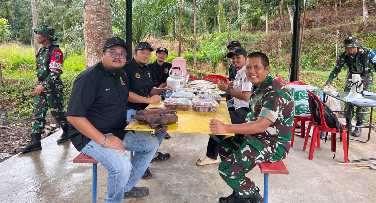 Uji Coba Lapangan Tembak di Desa Penarik, Perbakin Mukomuko dan Kodim 0428 Gelar Latihan Menembak