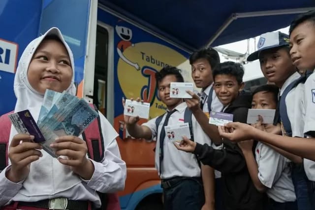 November 2023 , BLT Anak Sekolah Cair Rp500 Ribu, Cek Syarat dan Daftar Nama Disini