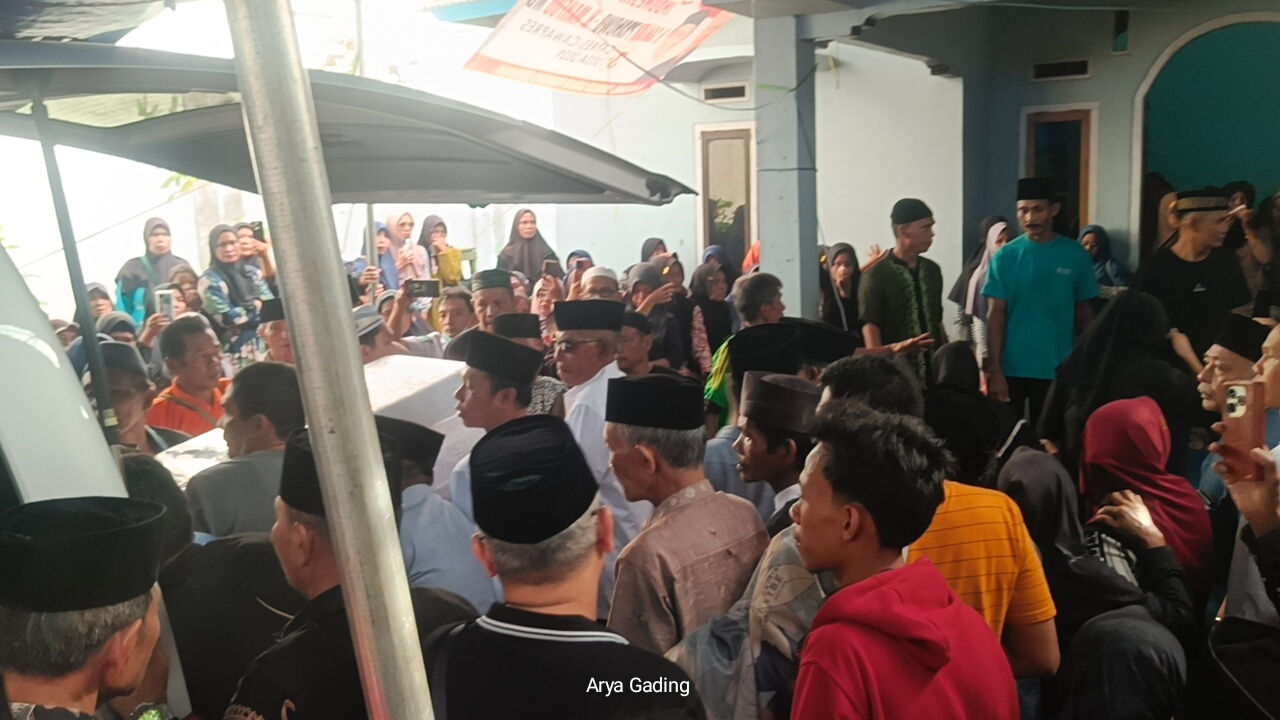 Tiba di Rumah Duka, Jenazah TKW Jepang Adelya Disambut Tangis Histeris Keluarga