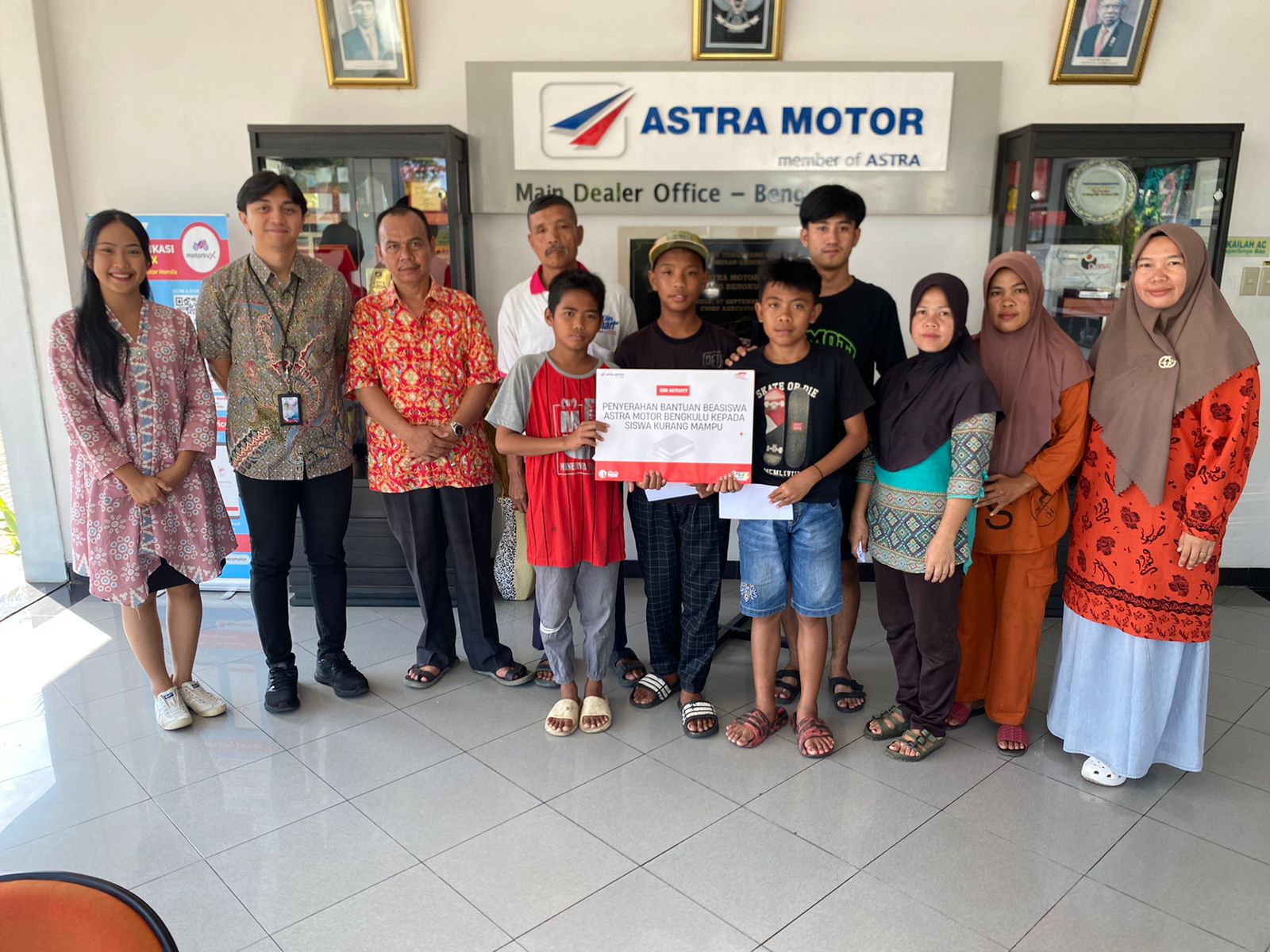 Peduli Pendidikan, Astra Motor Bengkulu Beri Beasiswa untuk Pelajar
