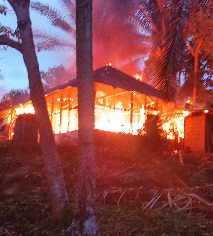 Rumah Warga di Desa Suka Rami Bengkulu Utara Ludes Terbakar saat Magrib