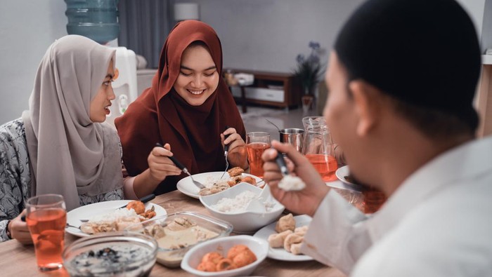Golongan Orang yang Tidak Wajib Puasa Ramadan, Siapa Saja Mereka?
