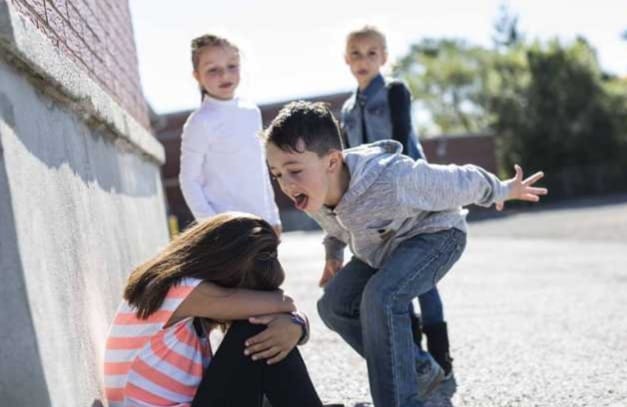 Lakukan Ini jika Anak Menjadi Korban Bully, Jika Perlu Pindah Sekolah