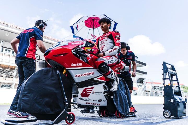 Dapat Wildcard, Pembalap Astra Honda Siap Bertarung di Balap Dunia Moto3 Catalunya