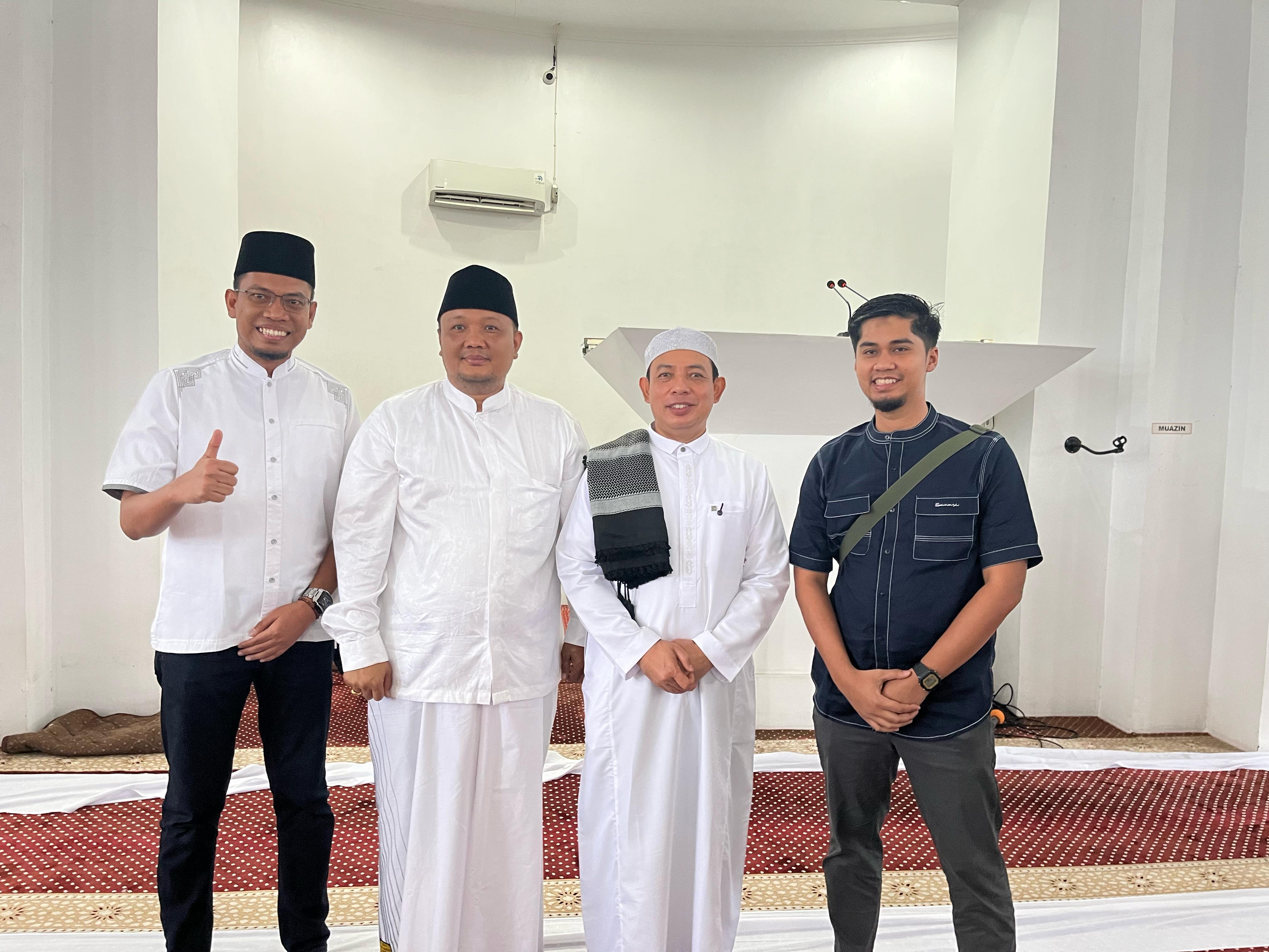 Shalat Idul Fitri 1446 H, Dedy-Ronny: Lebaran Ajang Bantu Rakyat