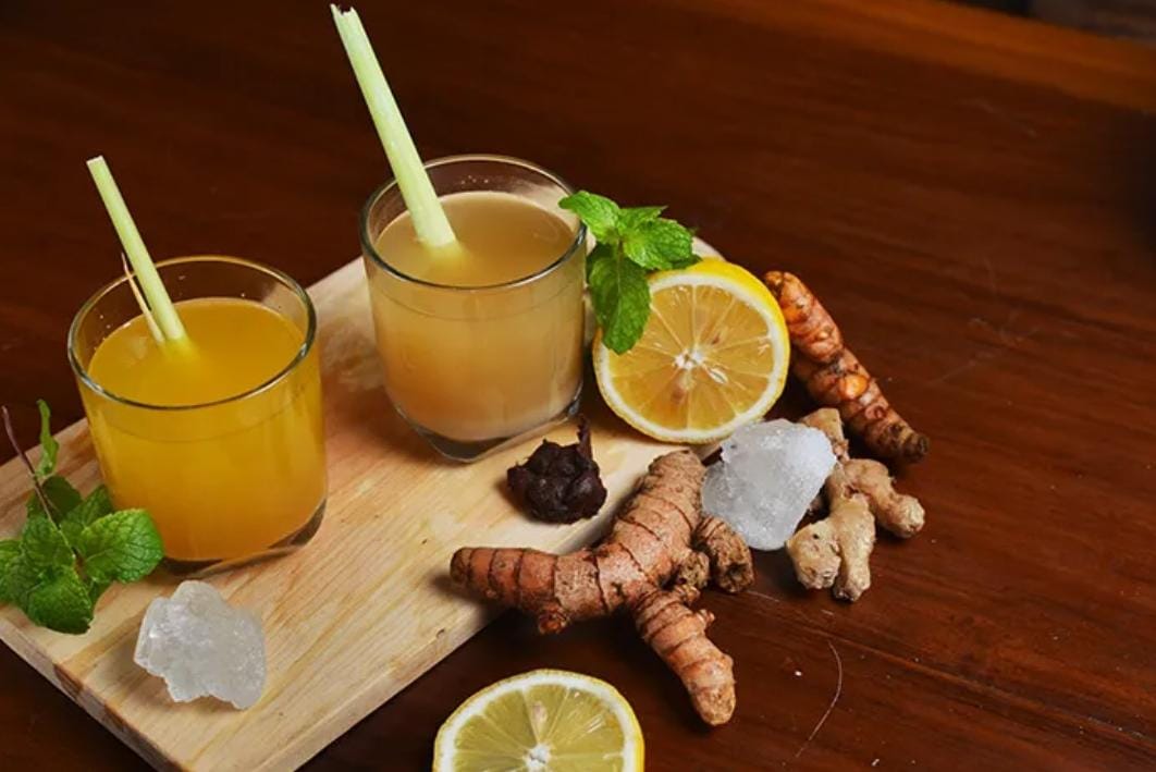 Minuman Sehat untuk Tubuh, Ini Resep Es Kunyit Asem, Nggak Bikin Kantong Jebol 