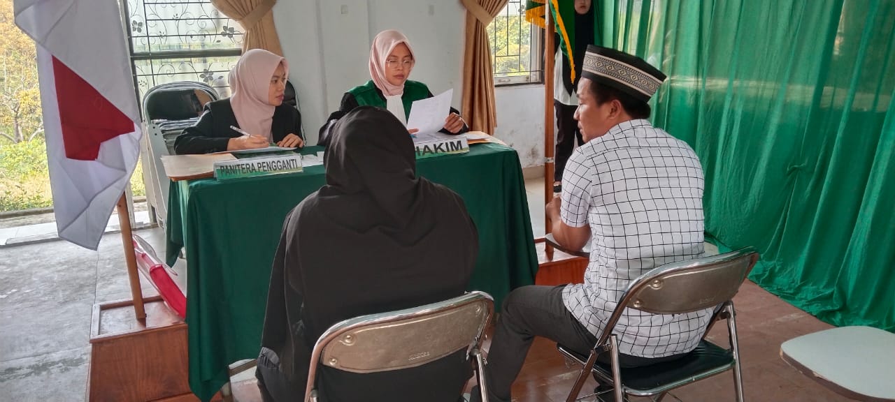 Kakek Nenek Bersanding Ulang di Pelaminan, Pemkab Kepahiang  Gelar Isbat Nikah 40 Pasang Pasangan Lawas