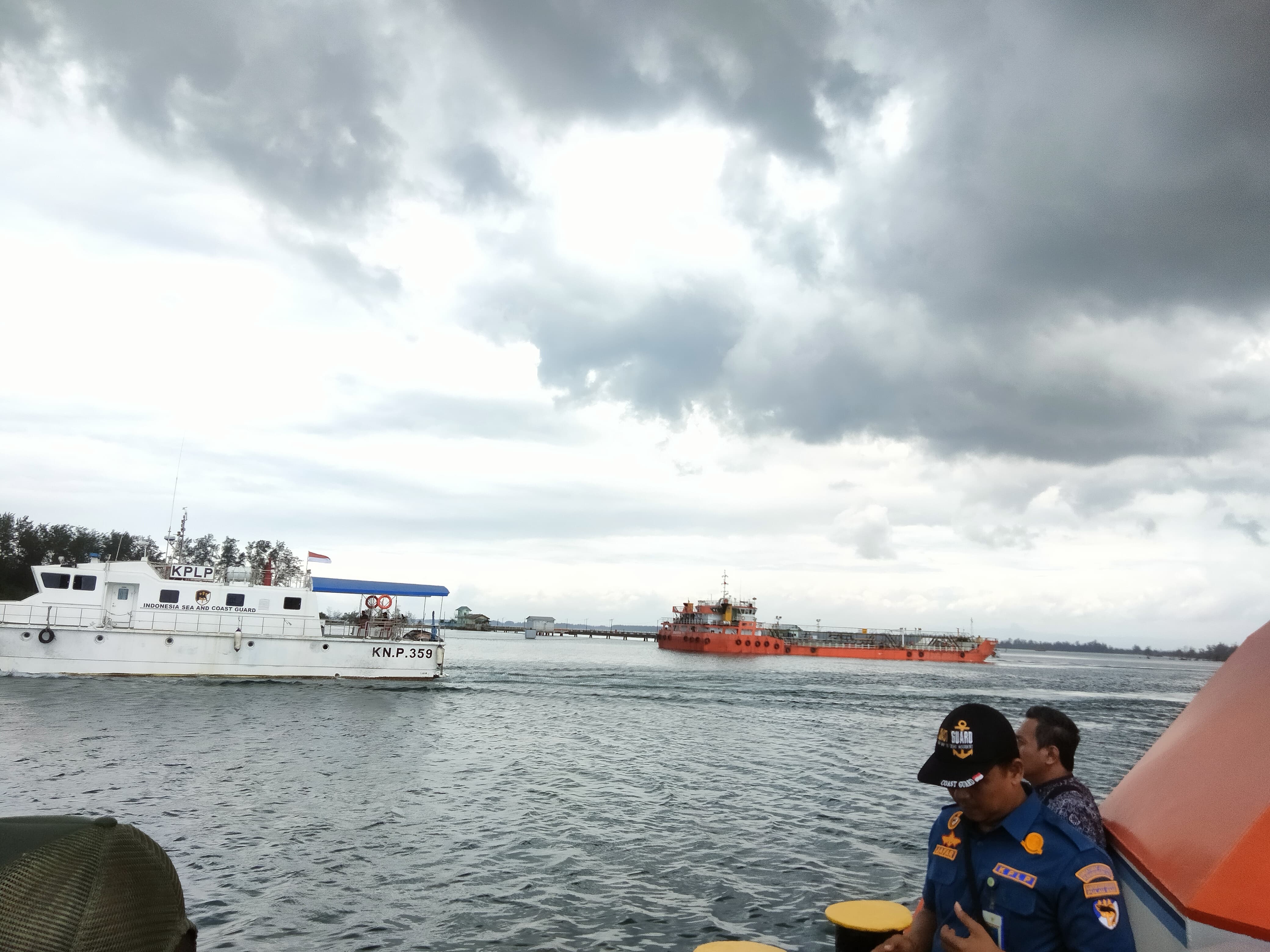 Tanggul Penahan Ombak Jebol, 5 Instansi Ini Bahas Pengerukan Alur Pelabuhan Pulau Baai yang Dangkal