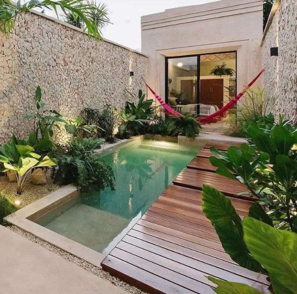 17 Ide Model Taman Belakang untuk Rumah Minimalis, Lahan Sempit Jadi Indah Dipandang