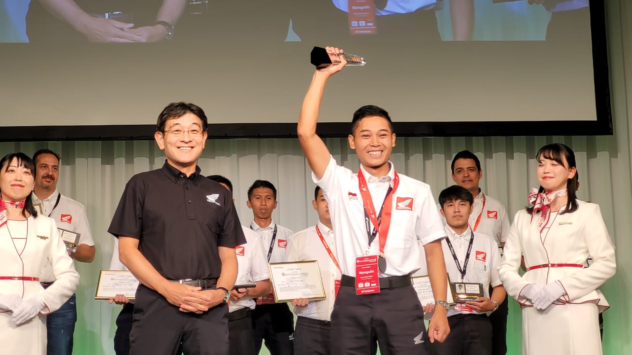 Teknisi Honda Indonesia Sabet Gelar Teknisi Terbaik Dunia, Kalahkan Finalis dari 7 Negara 