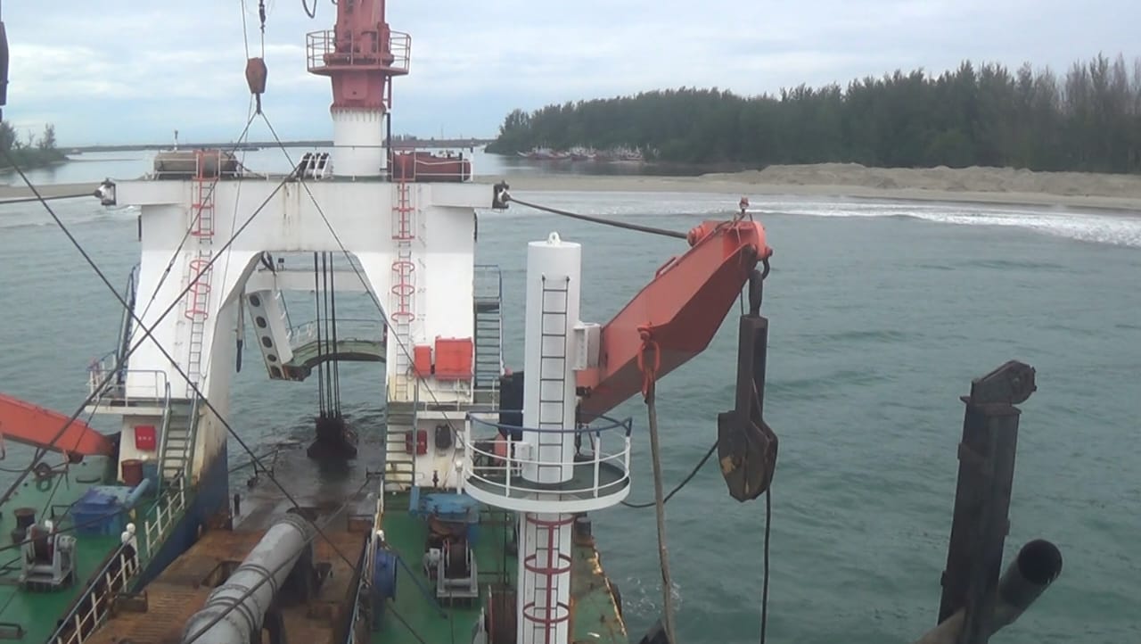 Pengerukan Alur Pelabuhan Pulau Baai Bengkulu Dikebut dan Ditargetkan Tuntas dalam Tempo 3 Pekan