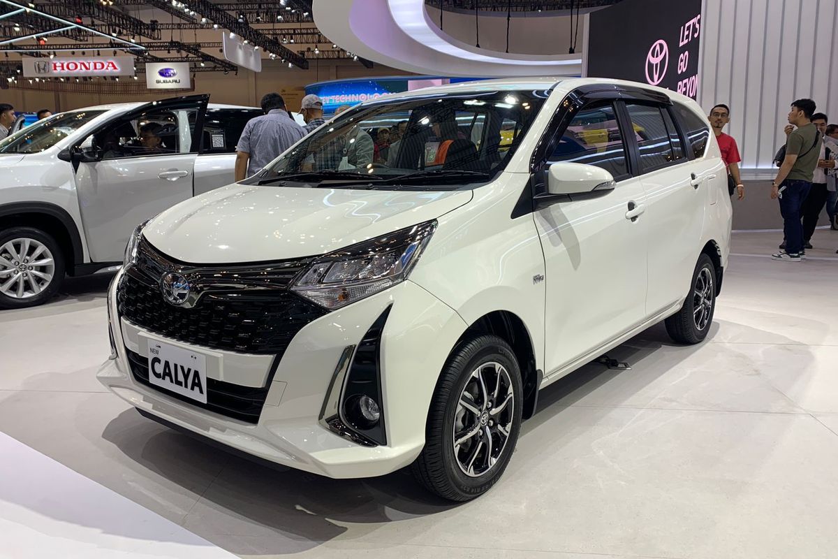 Simulasi Kredit Mobil Toyota Calya Bulan Februari 2025 di BCA Finance