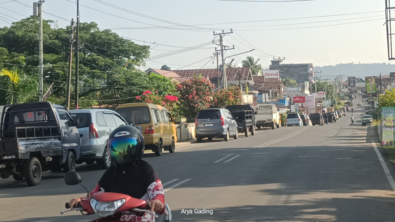 BBM di Tais Seluma Sulit Didapat, Antrean di SPBU Tais Mengular Diperkirakan Hingga Ribuan Meter