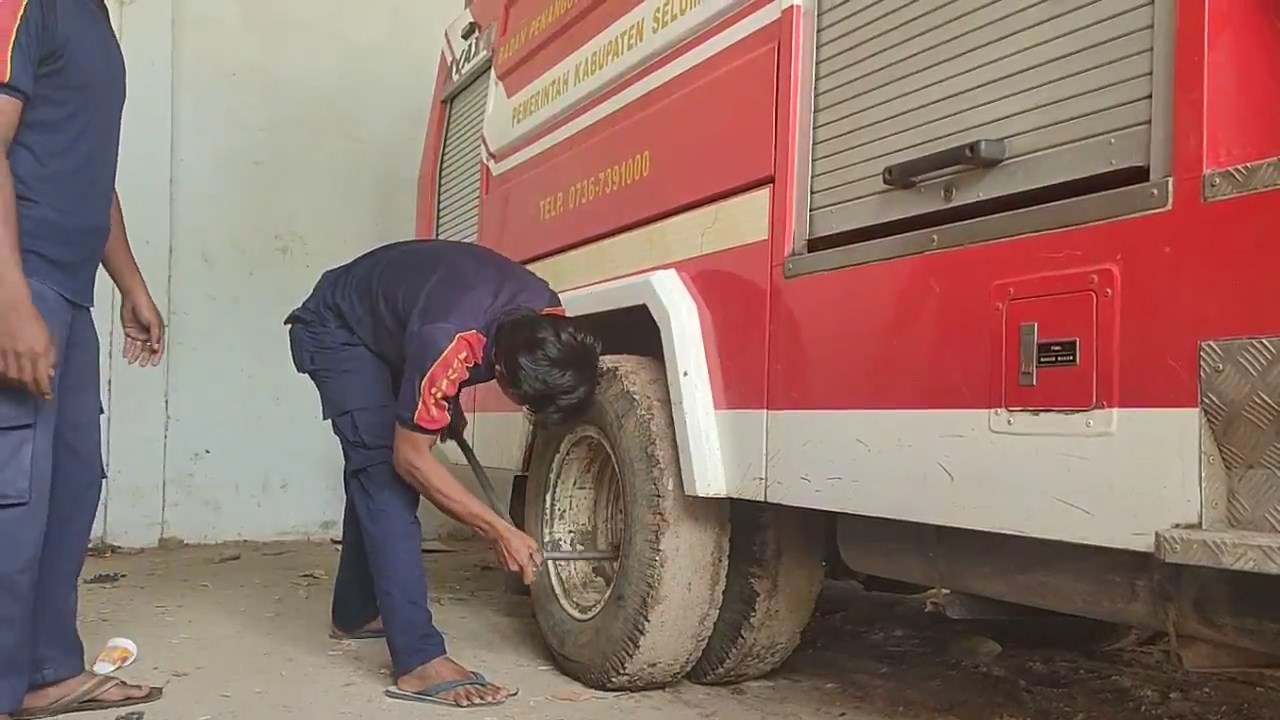Respon Bupati Terkait Mobil Pemadam Kebakaran di Kabupaten Seluma