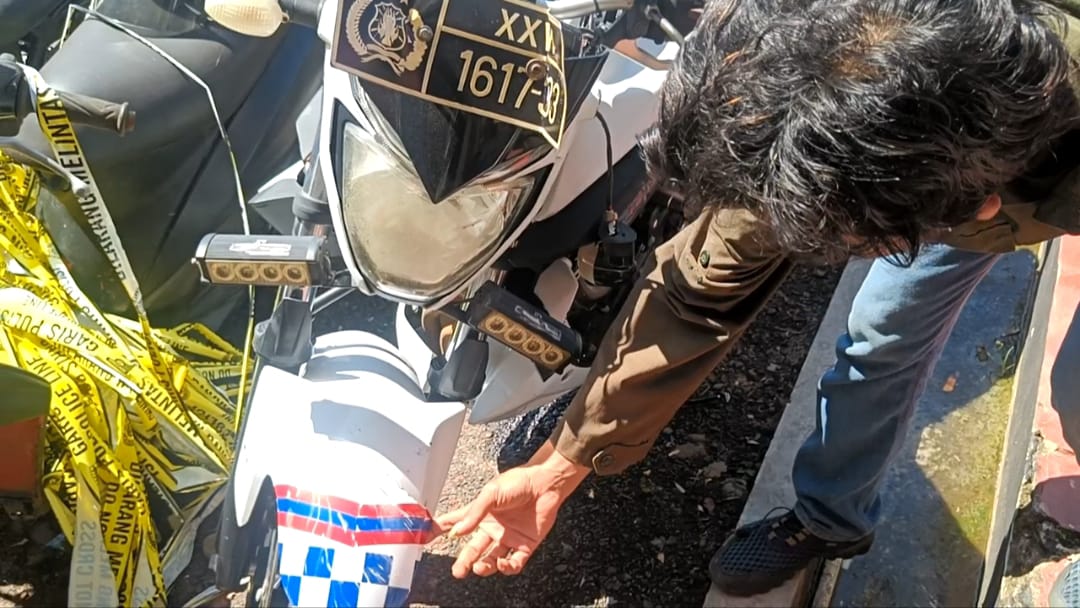 Anggota Satlantas Polres Seluma Tertabrak Saat Razia, Sopir Mobil Bawa Senjata Tajam