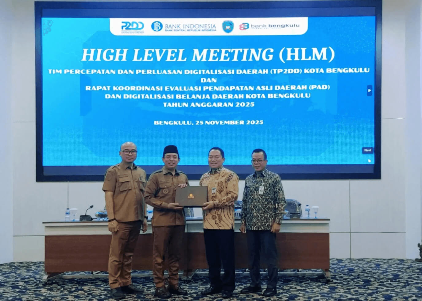 Perkuat Upaya Pengendalian Inflasi, Pemkot Bengkulu Dapat Hibah Mobil Operasional dari Bank Indonesia