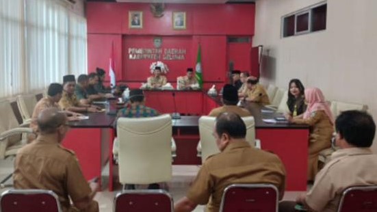 Oknum Kades yang Pernah Diterpa Isu Perselingkuhan Akhirnya Diberhentikan Sementara 