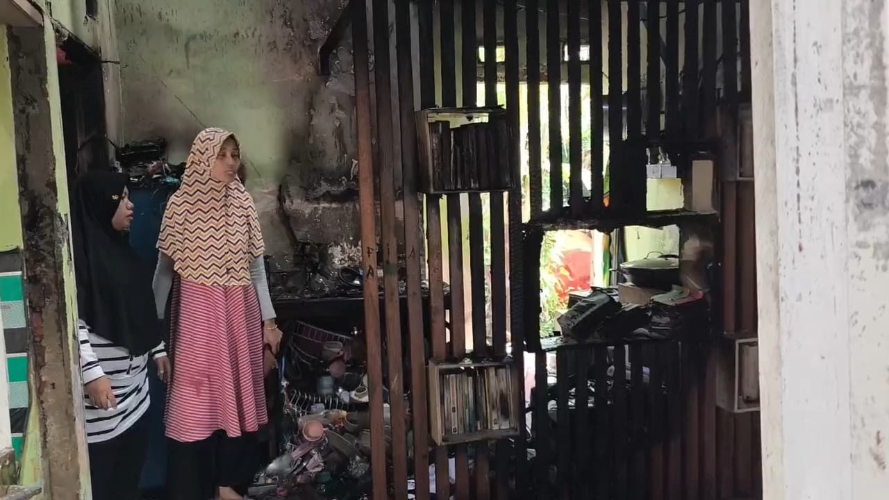 Rumah Dosen di Bengkulu Nyaris Ludes Terbakar, Bocah 3 Tahun Berhasil Diselamatkan Tetangga