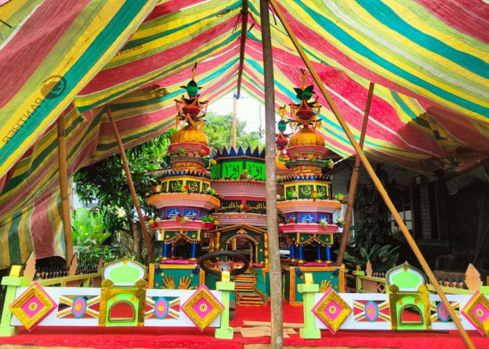 Sore Ini KKT Bencoolen Gelar Prosesi Ritual Tabut Imam Naik Puncak dan Besanding di Lapangan Merdeka