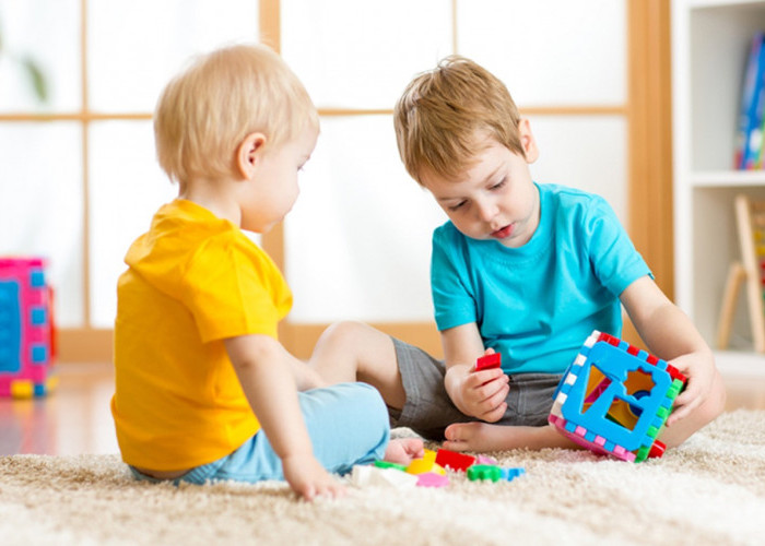 9 Pilihan Mainan untuk Merangsang Kecerdasan Anak, Tidak Ada Main Handphone