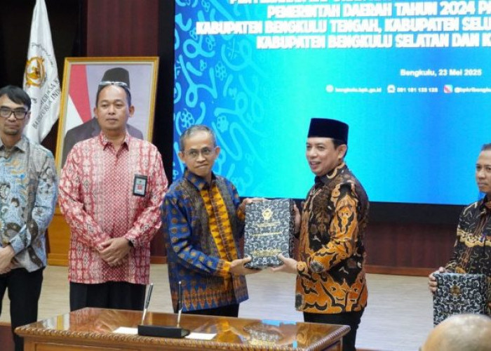 Pemkot Bengkulu Raih Predikat WTP 7 Kali berturut, Wali Kota: Ini Jadi Penyemangat 