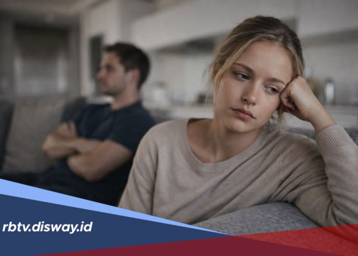 Pasanganmu Terlihat Dingin? Bisa Jadi Ini Tanda Avoidant Attachment
