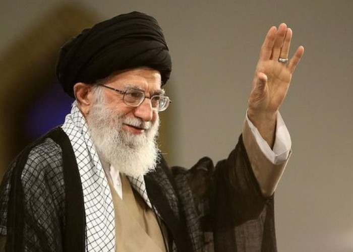 Donald Trump Minta Iran Menyerah Tanpa Syarat, Khamenei Beri Jawaban Menohok, Tidak Ada Kasihan untuk Israel