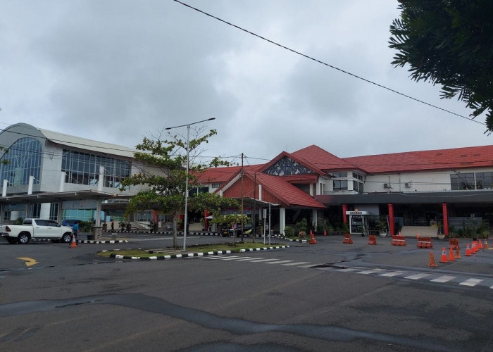 Dampak Erupsi Anak Gunung Krakatau, Penerbangan Bandara Fatmawati Tutup Sementara