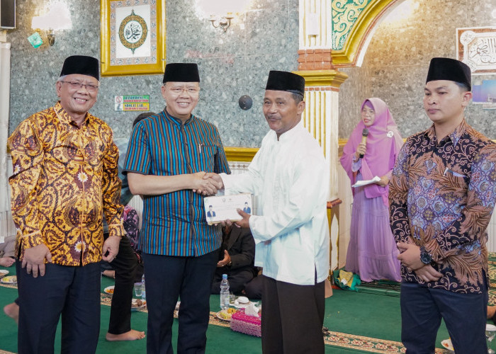 Gubernur Bengkulu Rohidin Mersyah Tuntaskan Biaya Pembebasan Lahan Masjid Al-Muttaqien di Rejang Lebong 