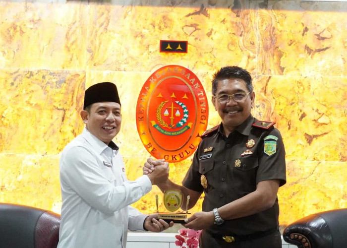 Wali Kota Bengkulu Dedy Wahyudi Ajak Wawali dan Pj Sekda Temui Kajati Bengkulu 
