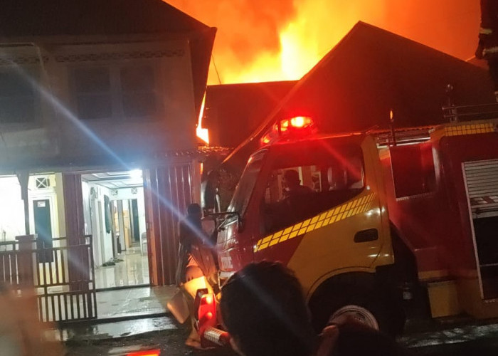 Rejang Lebong Membara, 4 Unit Rumah di Talang Benih Terbakar