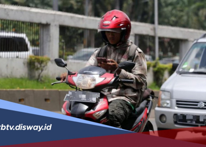 Operasi Patuh 2026: Berapa Denda Tilang Main HP saat Berkendara?