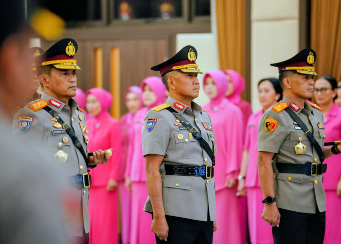 Kapolri Pimpin Pelantikan dan Sertijab Sejumlah PJU Mabes Polri dan Kapolda