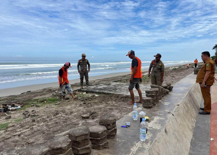 Rehab Jogging Track di Kawasan Pantai Panjang, Plt Kadis Dispar Minta Pedagang Bongkar Pondok Jualan