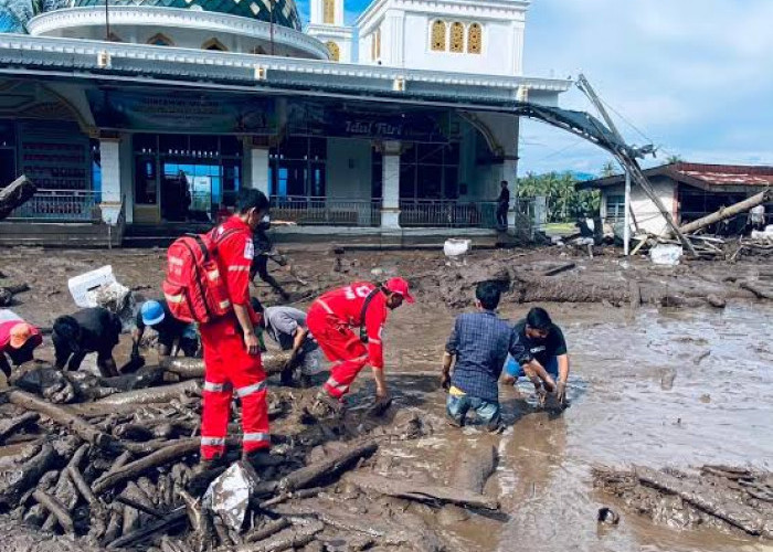 Sumbar Berduka, 37 Orang Meninggal Dunia Akibat Banjir Bandang dan Lahar