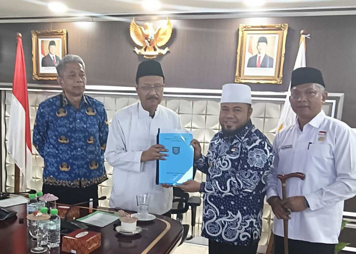 Gubernur Helmi Temui Mensos Gus Ipul Bahas 5 Hal Penting, Kemensos RI Kucurkan Dana Rp200 M