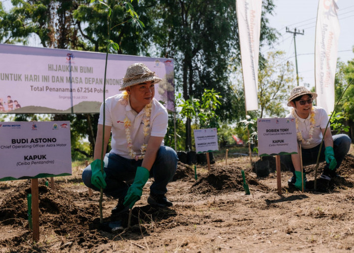 Komitmen Jaga Lingkungan, Astra Motor Tanam 254 Bibit Pohon di SMA Negeri Bali Mandara