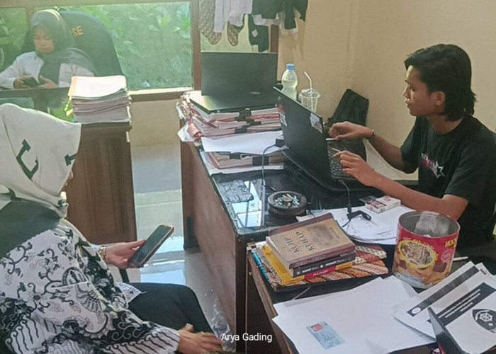 Memanas, Kepsek SMPN 5 Seluma Polisikan Oknum Guru yang Diduga Provokasi Murid