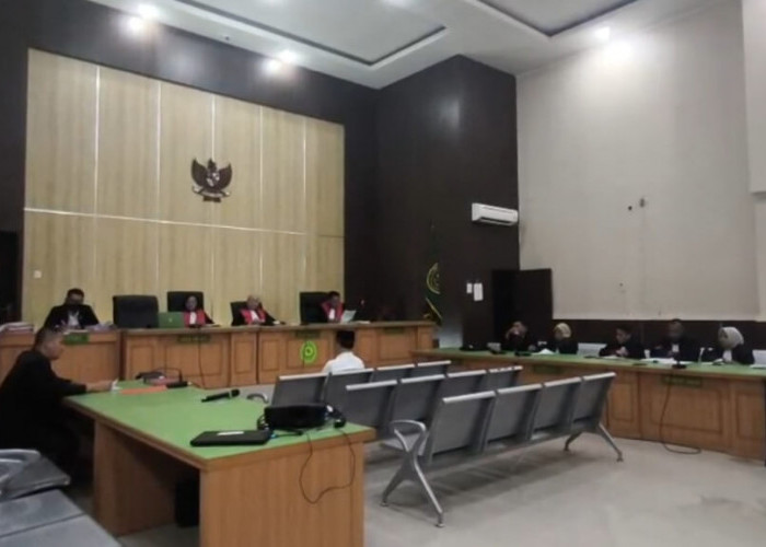 Sidang Perdana Bos Tambang PT RSM Bengkulu, Begini Modus Terdakwa Sonny Adnan