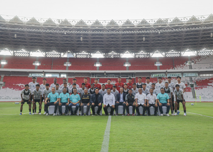 Komitmen Memajukan Sepak Bola Indonesia, Akademi Bola Prabowo Kolaborasi dengan Aspire Academy