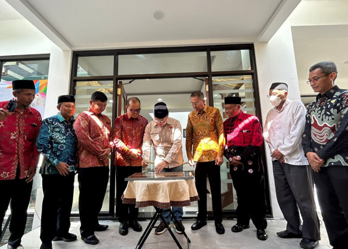 Resmikan Gerai Informasi Bengkulu di Yogyakarta, Gubernur Rohidin Berharap Masyarakat Dapat Keistimewaan Yogja