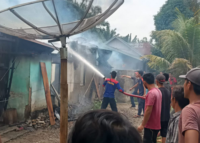 Ditinggal Pemilik Jemur Padi, Rumah di Seluma Kebakaran
